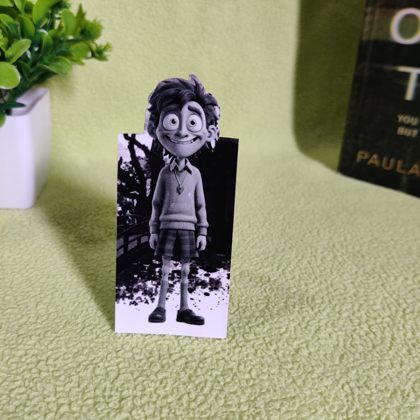 SpookMark: Horror-Themed Magnetic Bookmarks